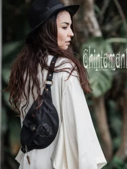 Banana Waist Bag / Black