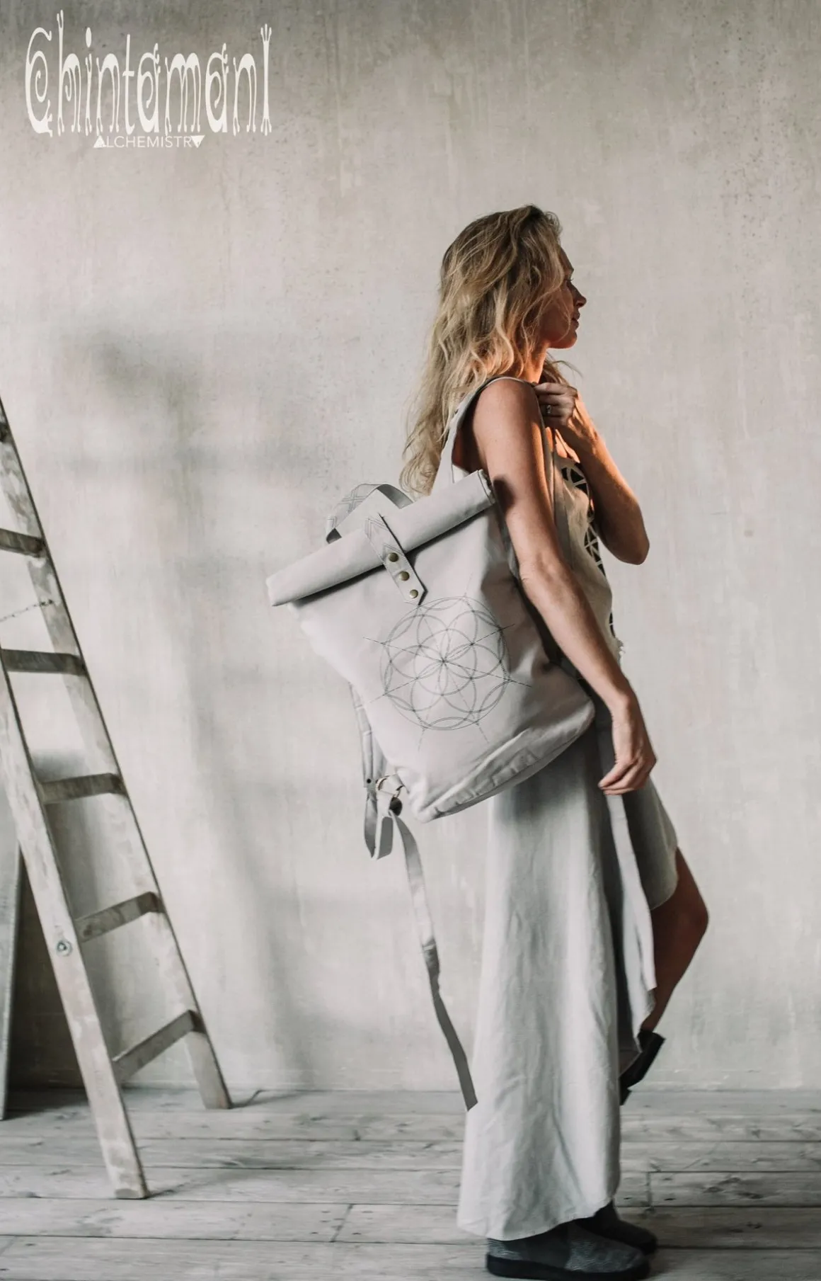 Flower RollTop Backpack / Light Gray