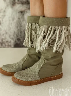 Fringy Tribal Boots / Army Green