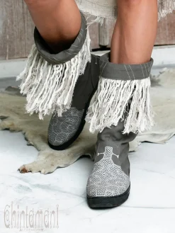 Fringy Tribal Boots / Gray