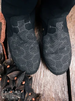 Medium Tribal Boots / Black