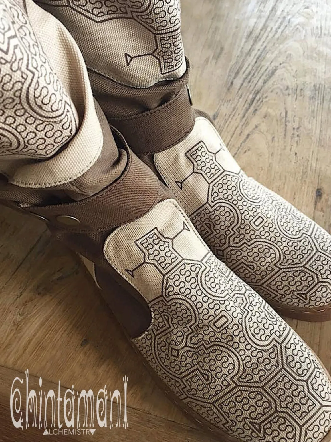 Medium Tribal Boots / Brown