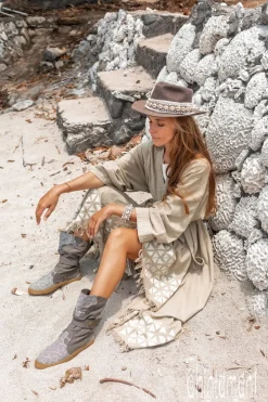 Medium Tribal Boots / Grey