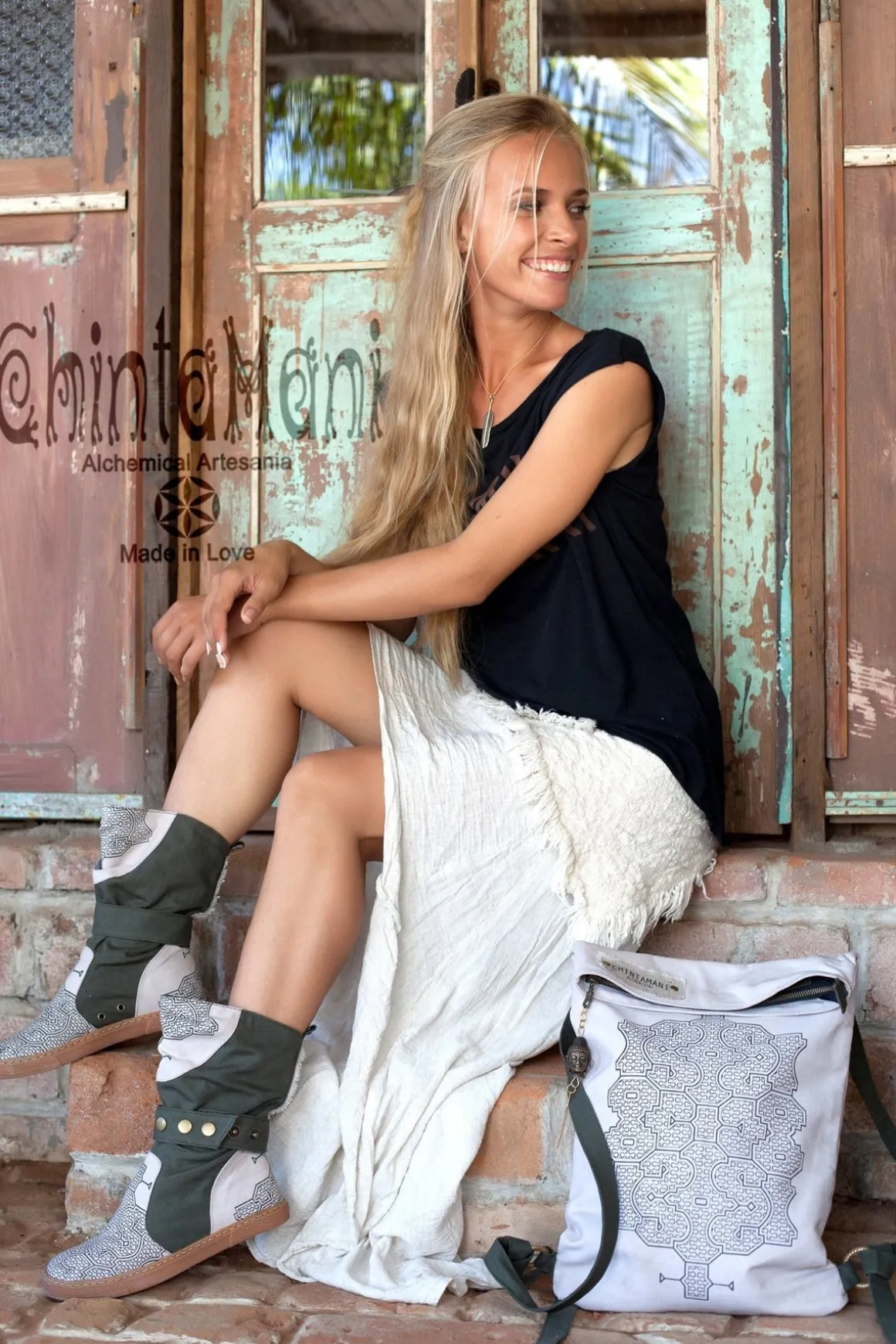 Medium Tribal Boots / Grey