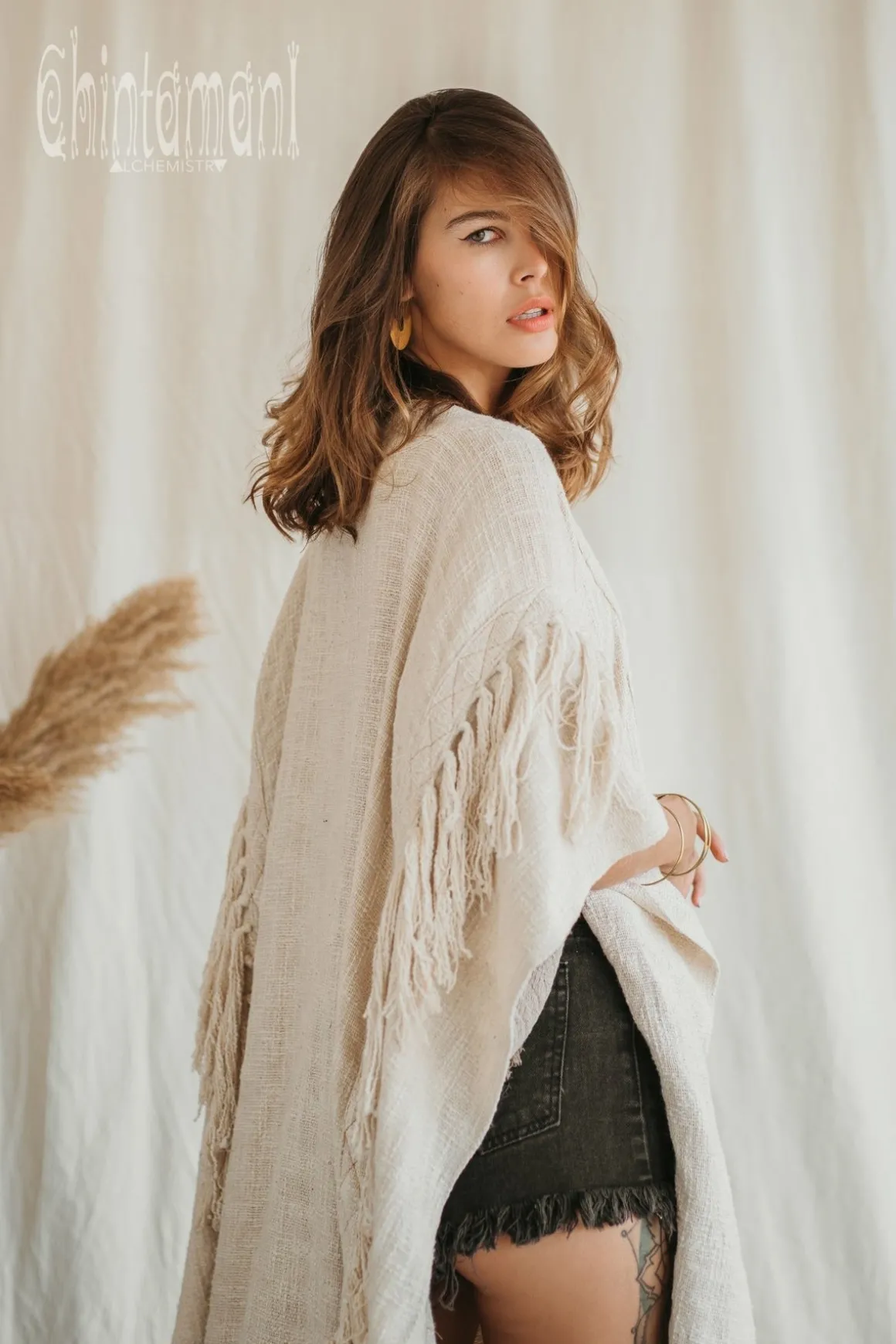 Raw Tassel Poncho / Off White