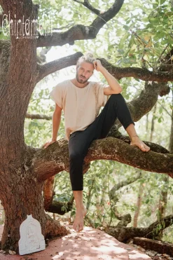 Ripped T-shirt / Beige