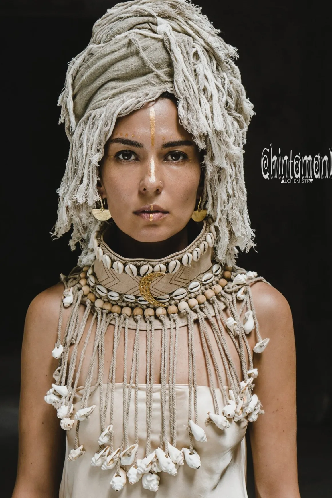 Tribal Collar Necklace / Beige