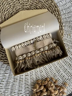 Tribal Collar Necklace / Beige