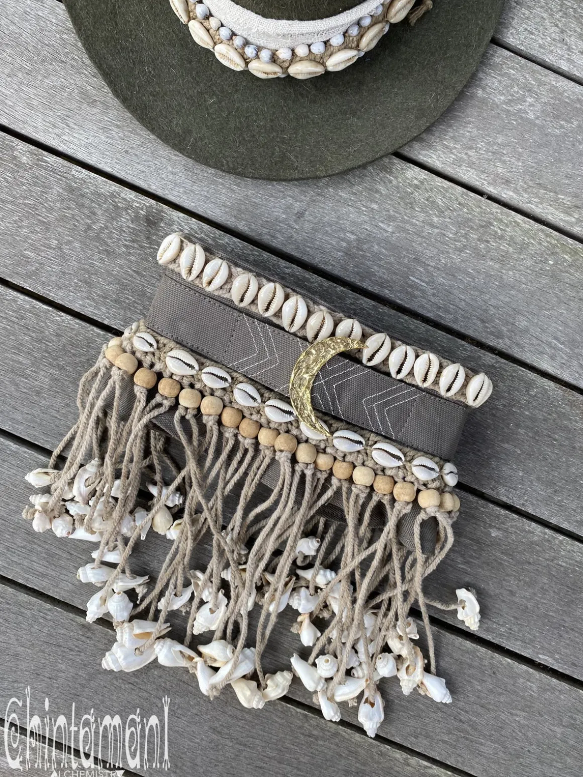 Tribal Collar Necklace / Gray