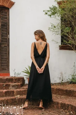 V-neck Maxi Dress / Black