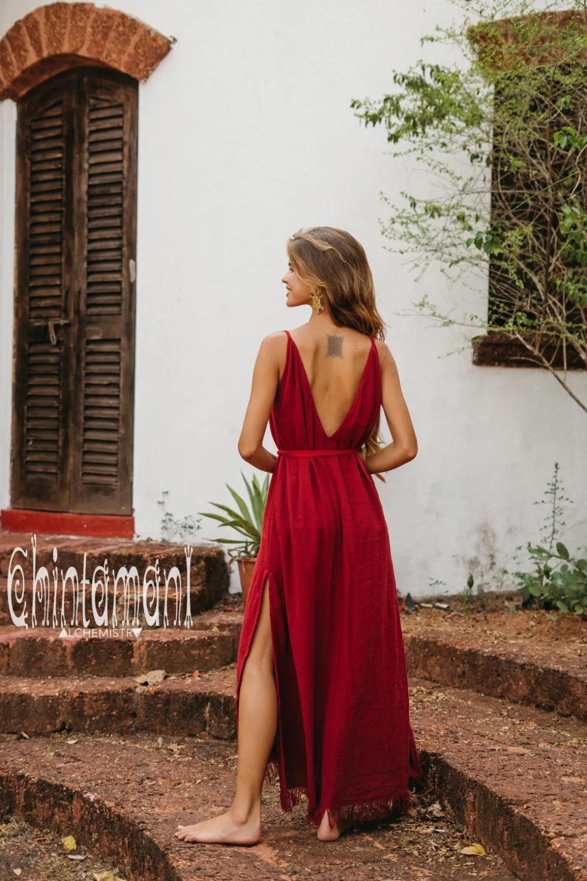 V-neck Maxi Dress / Red Ochre